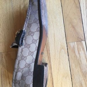 Gucci Shoes - Gucci Logo Loafers Gucci Shoes - Gucci Logo Loafers